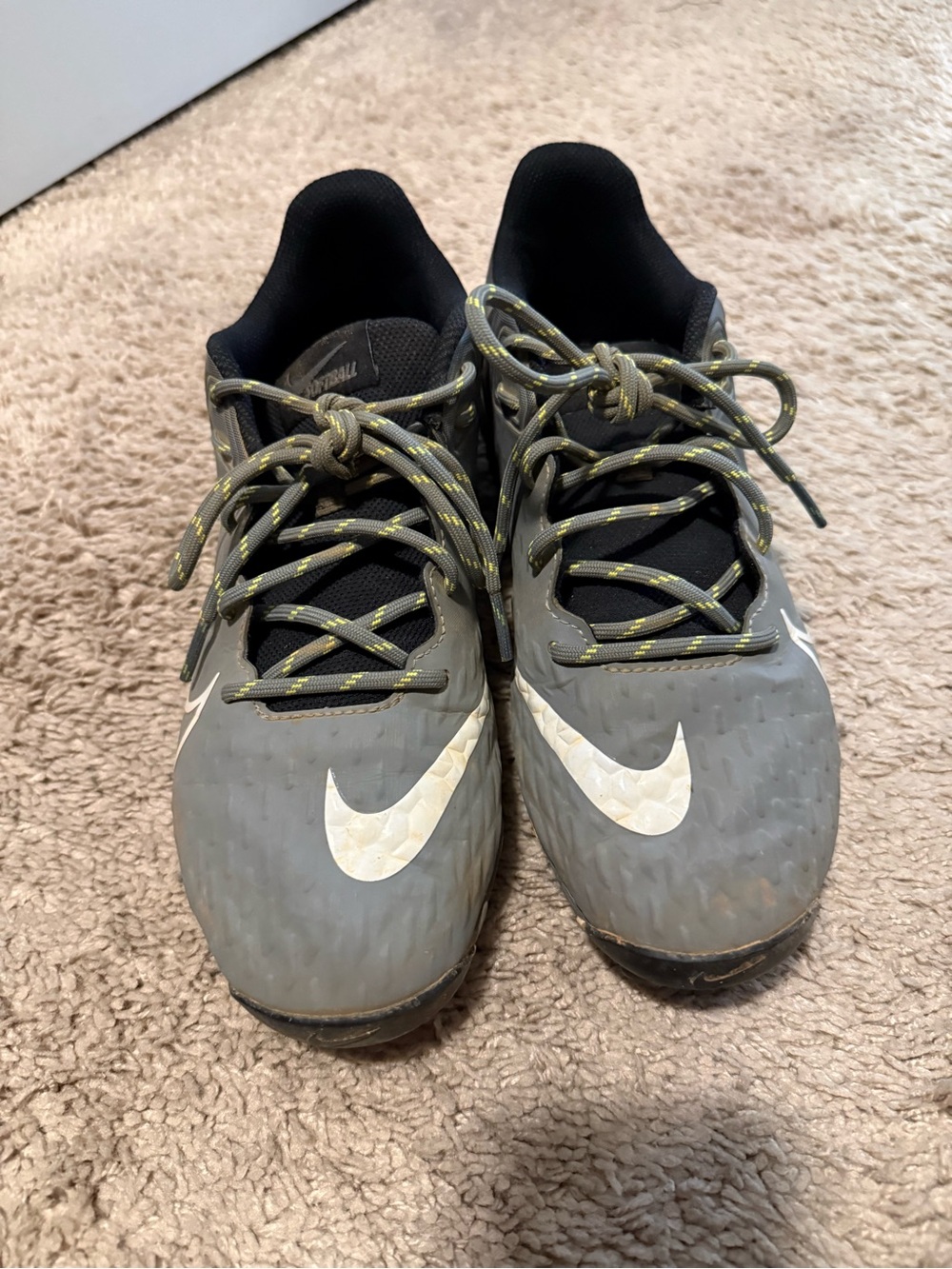 🥳 5 for $25 BUNDLE Nike Gray and Black Softball/Baseball Cleats